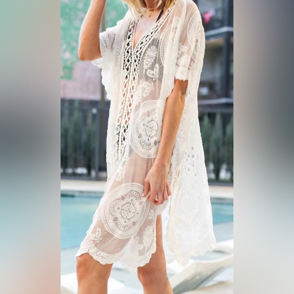 Lace V-Neck Half Sleeve Cover-Up